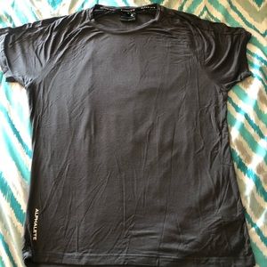 Alphalete T shirt